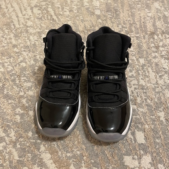 Jordan 11 space jams - Picture 2 of 6
